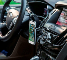 Load image into Gallery viewer, Magnetic Phone Vent Mount for the Car