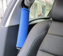 Load image into Gallery viewer, Universal Soft Plush Car Seat Belt Cover SeatBelt Shoulder Guard Protective Pad 2PCS
