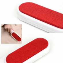 Load image into Gallery viewer, Clothes Brush Fluff Lint Remover