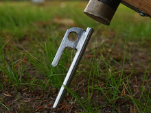 Load image into Gallery viewer, Ground Nail Beach Ground Nail Peg Durable Practical 20cm 4PCS