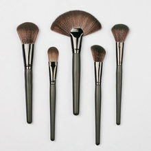 Load image into Gallery viewer, Professional Makeup Brushes Set Cosmetic Foundation Make up Kit 32PCS