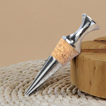 Load image into Gallery viewer, Wine Bottle Stopper Champagne Beer Preserver Vacuum Seal Cap