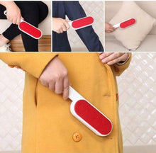 Load image into Gallery viewer, Clothes Brush Fluff Lint Remover
