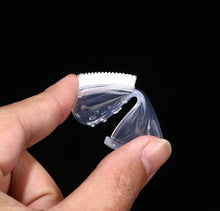 Load image into Gallery viewer, 2PCS Soft Pet Dog Cats Finger Toothbrush Teddy Dog Brush Teeth Tool
